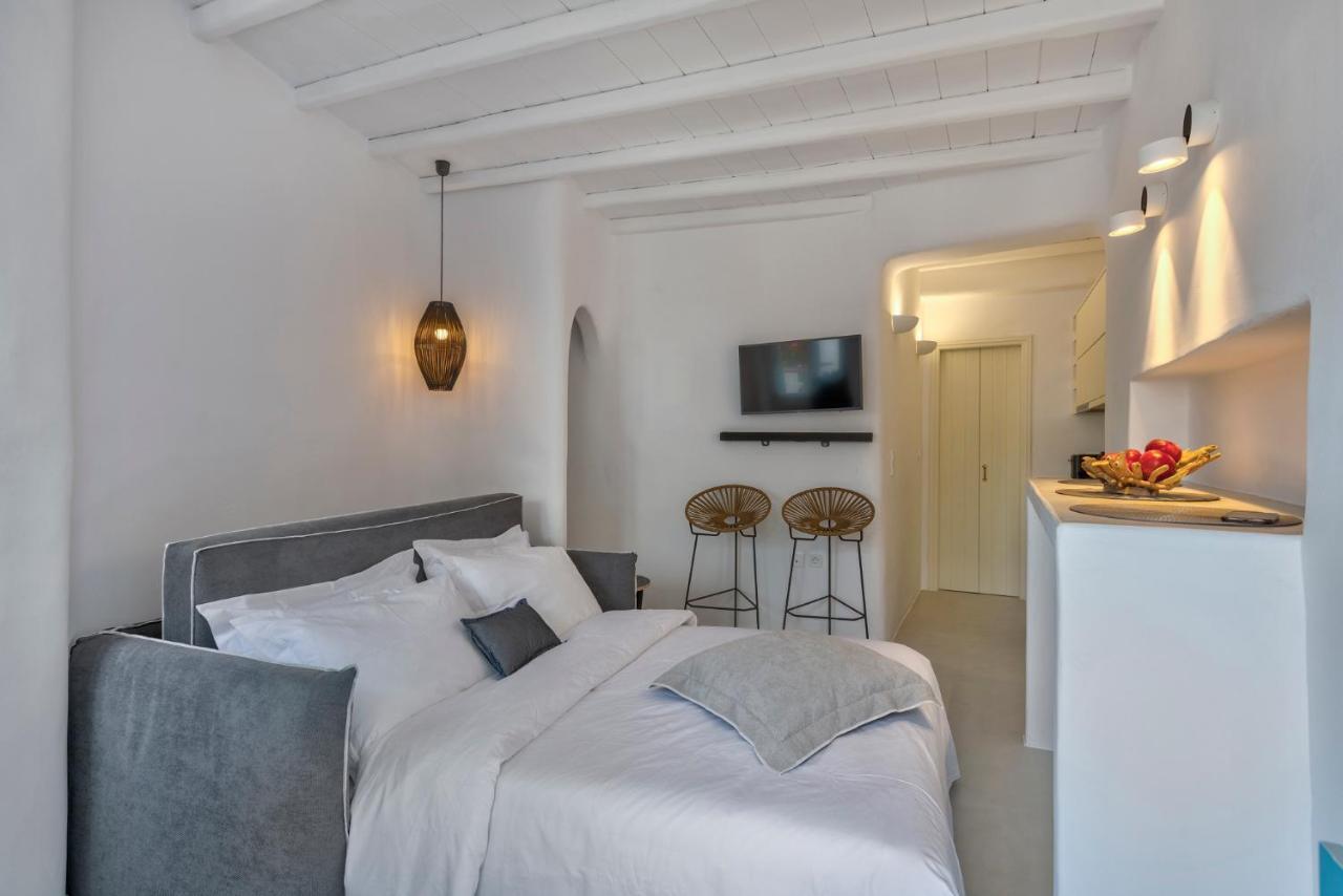 Mykonian Mews Luxury Suites Psarou  Exterior photo